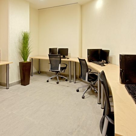Holiday Inn Express Guadalajara Expo By Ihg Zapopan Exterior photo