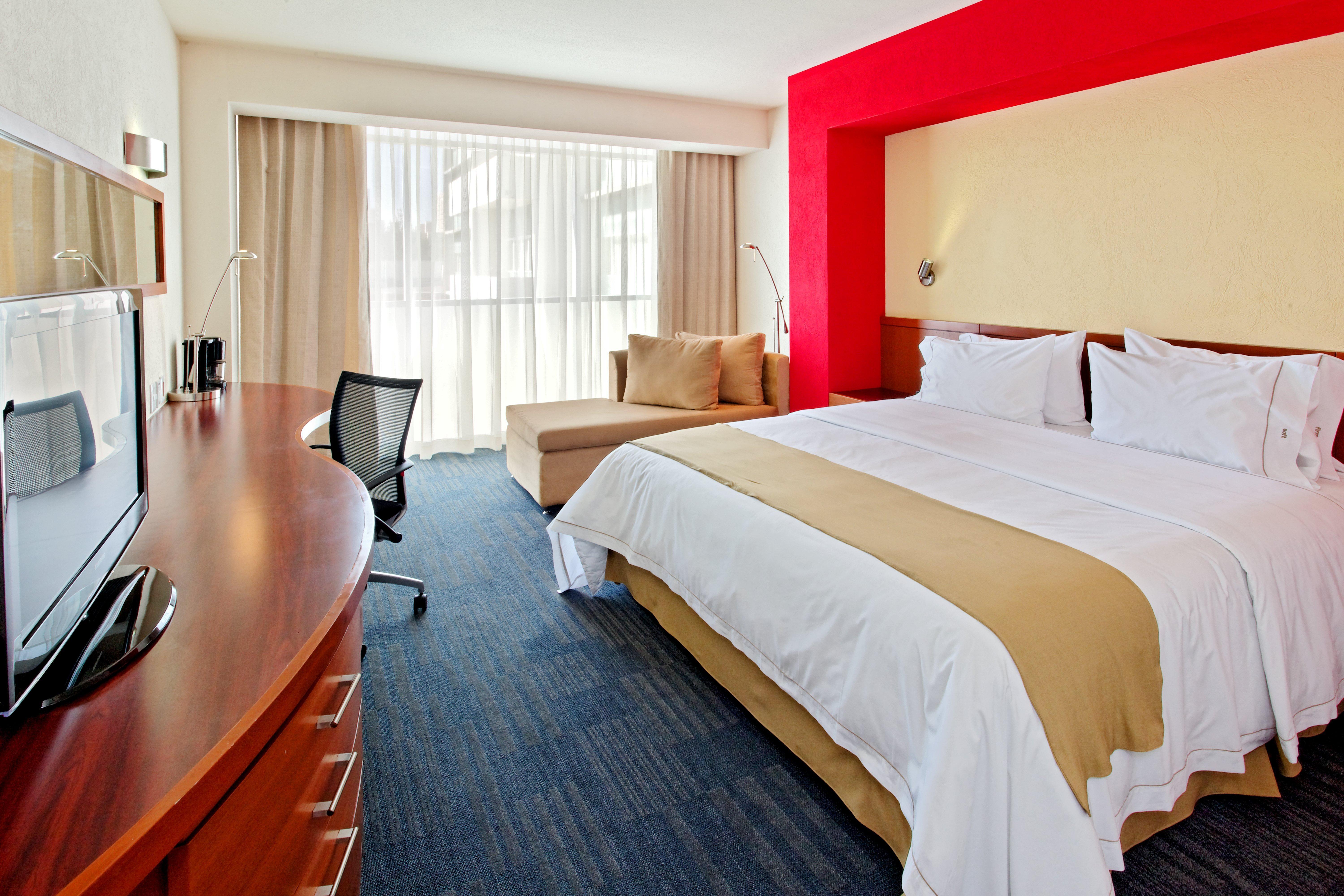 Holiday Inn Express Guadalajara Expo By Ihg Zapopan Exterior photo