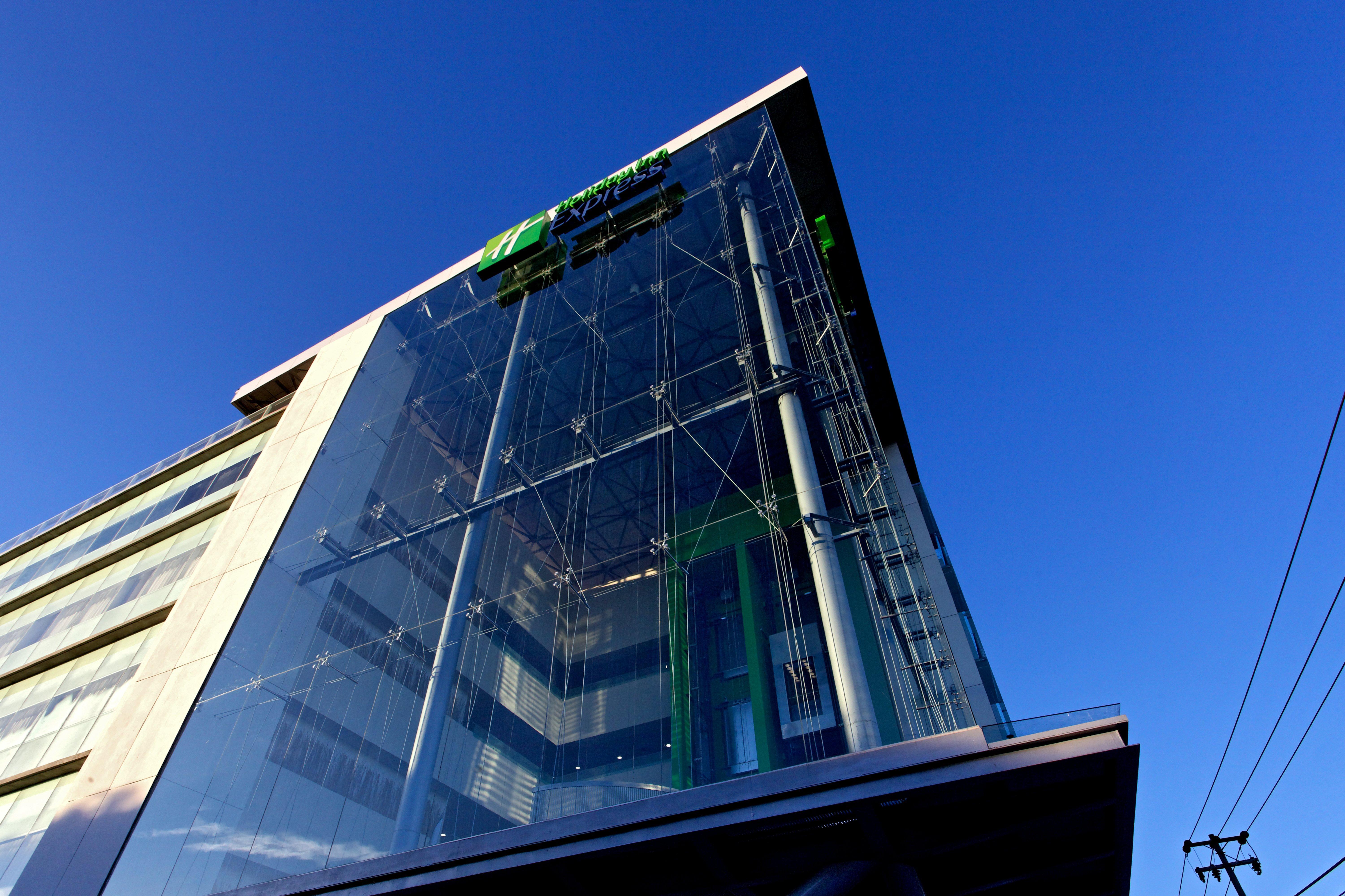 Holiday Inn Express Guadalajara Expo By Ihg Zapopan Exterior photo