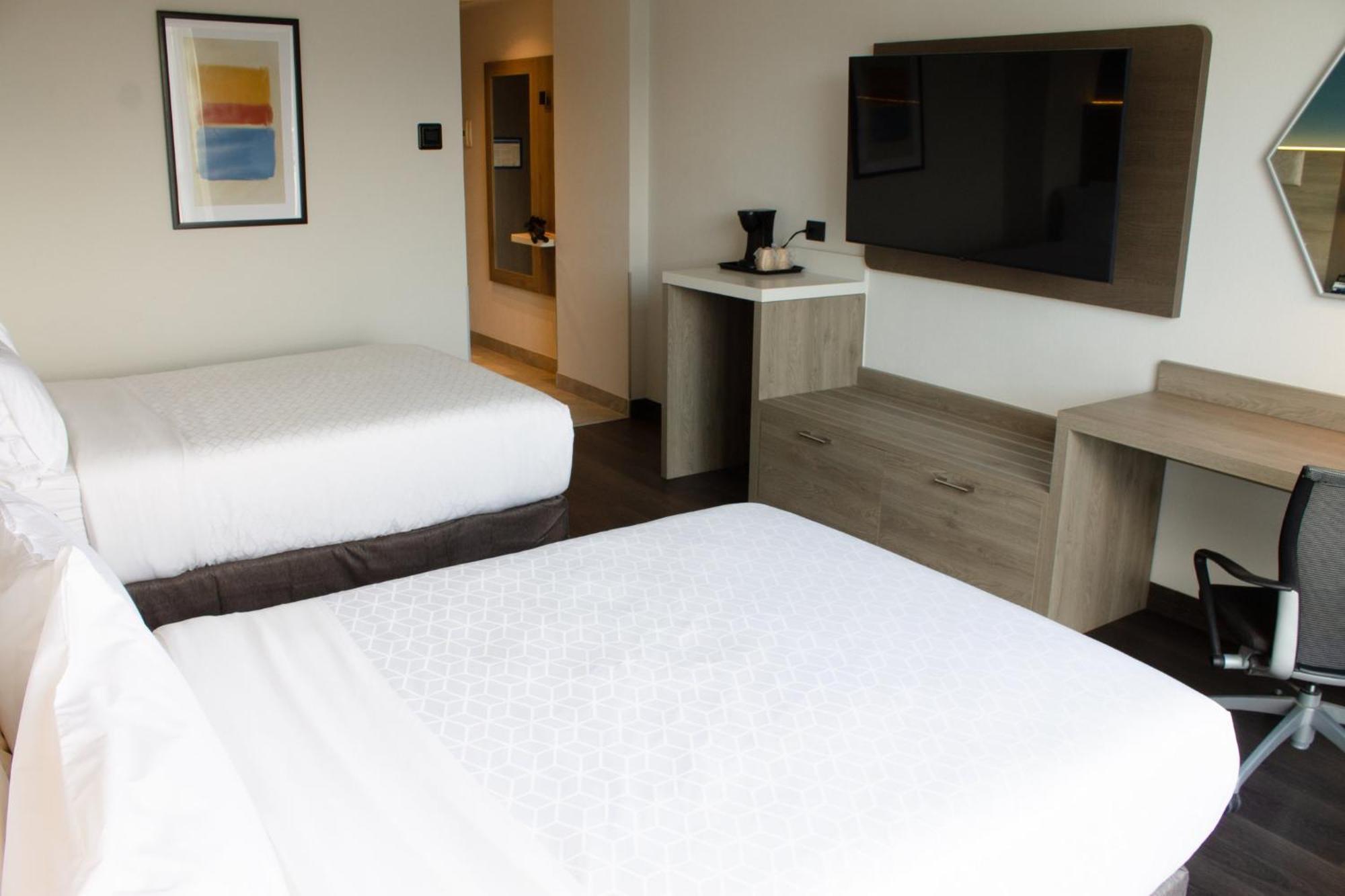 Holiday Inn Express Guadalajara Expo By Ihg Zapopan Exterior photo